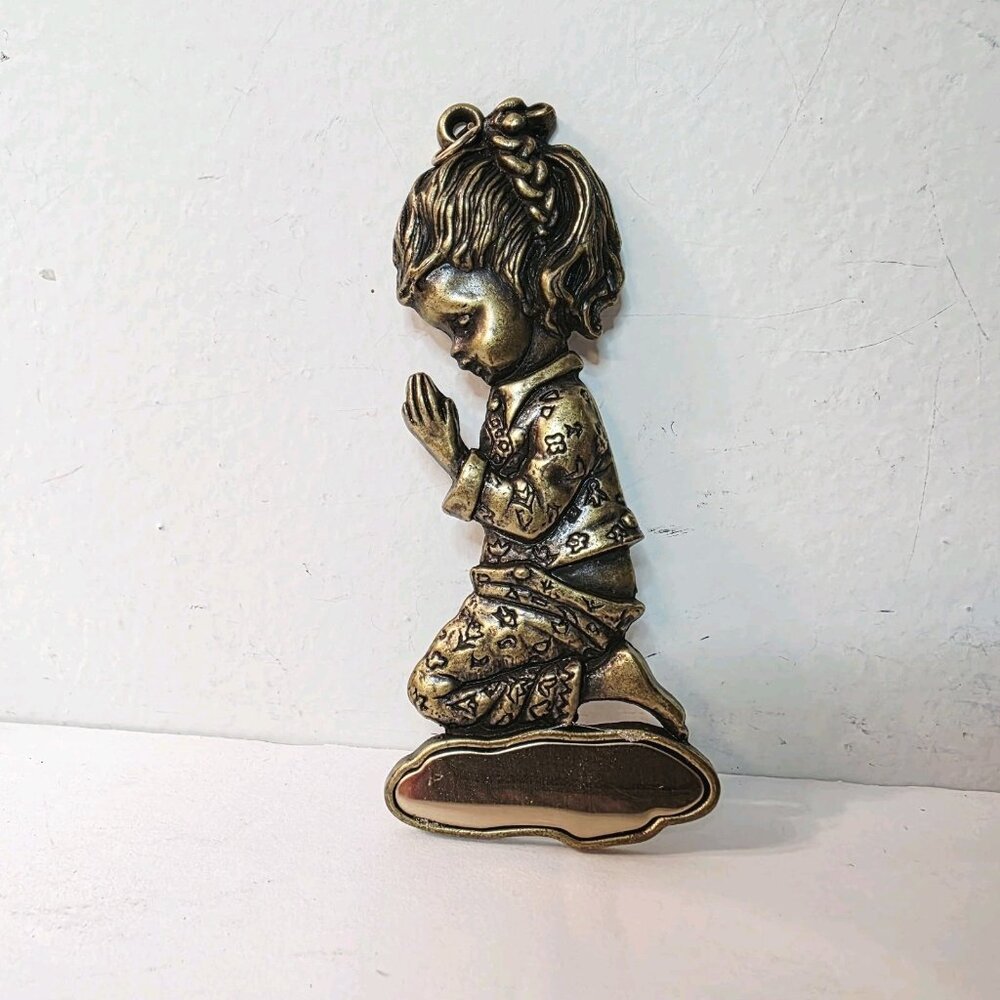 Vtg 1999 Gloria Duchin USA Made Brass Girl Praying Ornament 3.5"